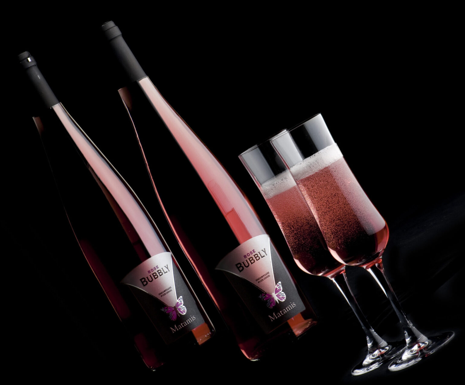 Rose Bubbly Matamis Wines